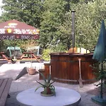 U Lekninu Holiday home *